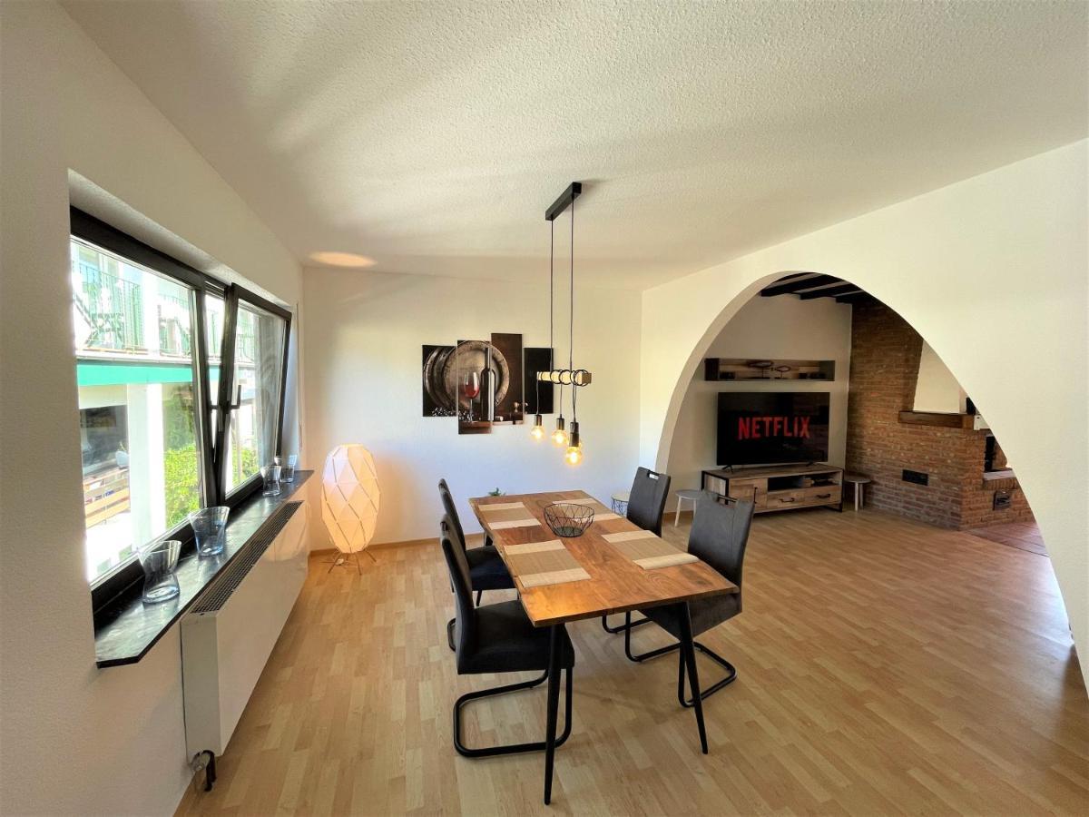 Traumaussicht Kamin Balkon Burgblick 65 Zoll Tv Netflix Sky Joyn Lindenplatz Apartamento Bullay Exterior foto