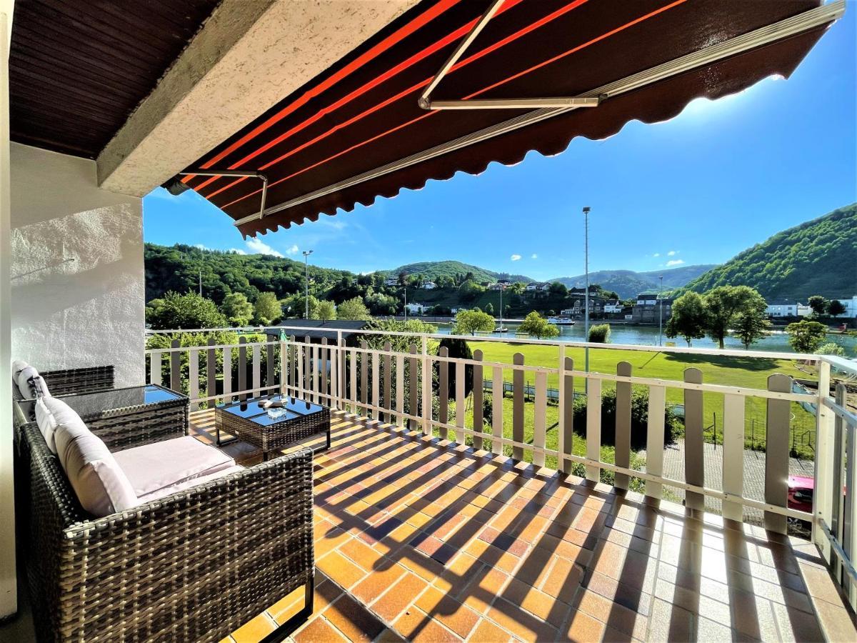 Traumaussicht Kamin Balkon Burgblick 65 Zoll Tv Netflix Sky Joyn Lindenplatz Apartamento Bullay Exterior foto