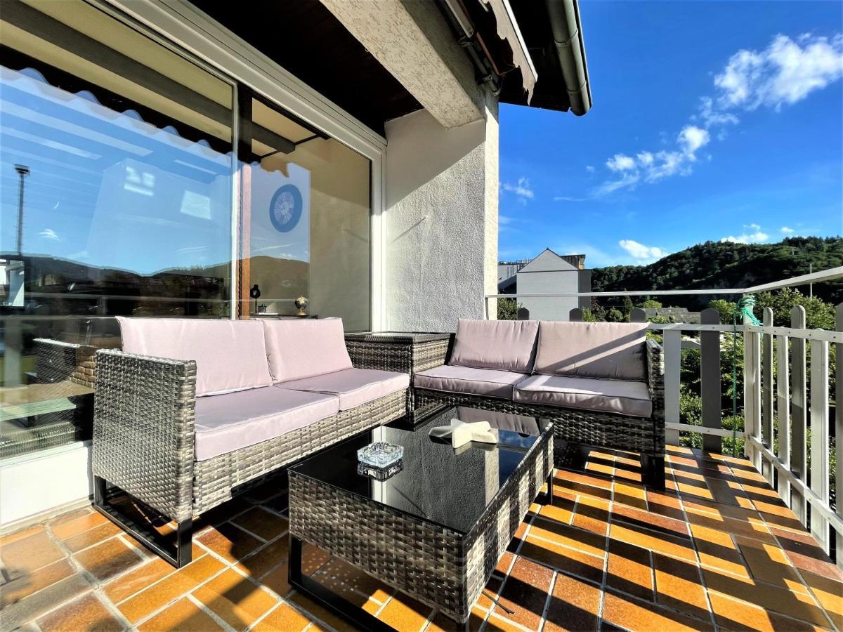Traumaussicht Kamin Balkon Burgblick 65 Zoll Tv Netflix Sky Joyn Lindenplatz Apartamento Bullay Exterior foto