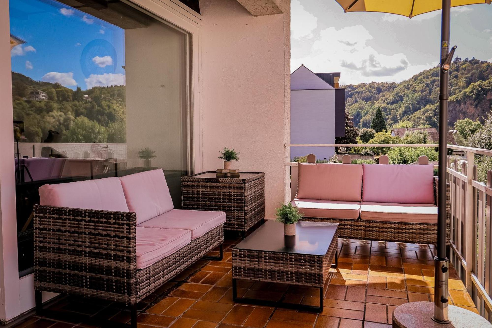 Traumaussicht Kamin Balkon Burgblick 65 Zoll Tv Netflix Sky Joyn Lindenplatz Apartamento Bullay Exterior foto